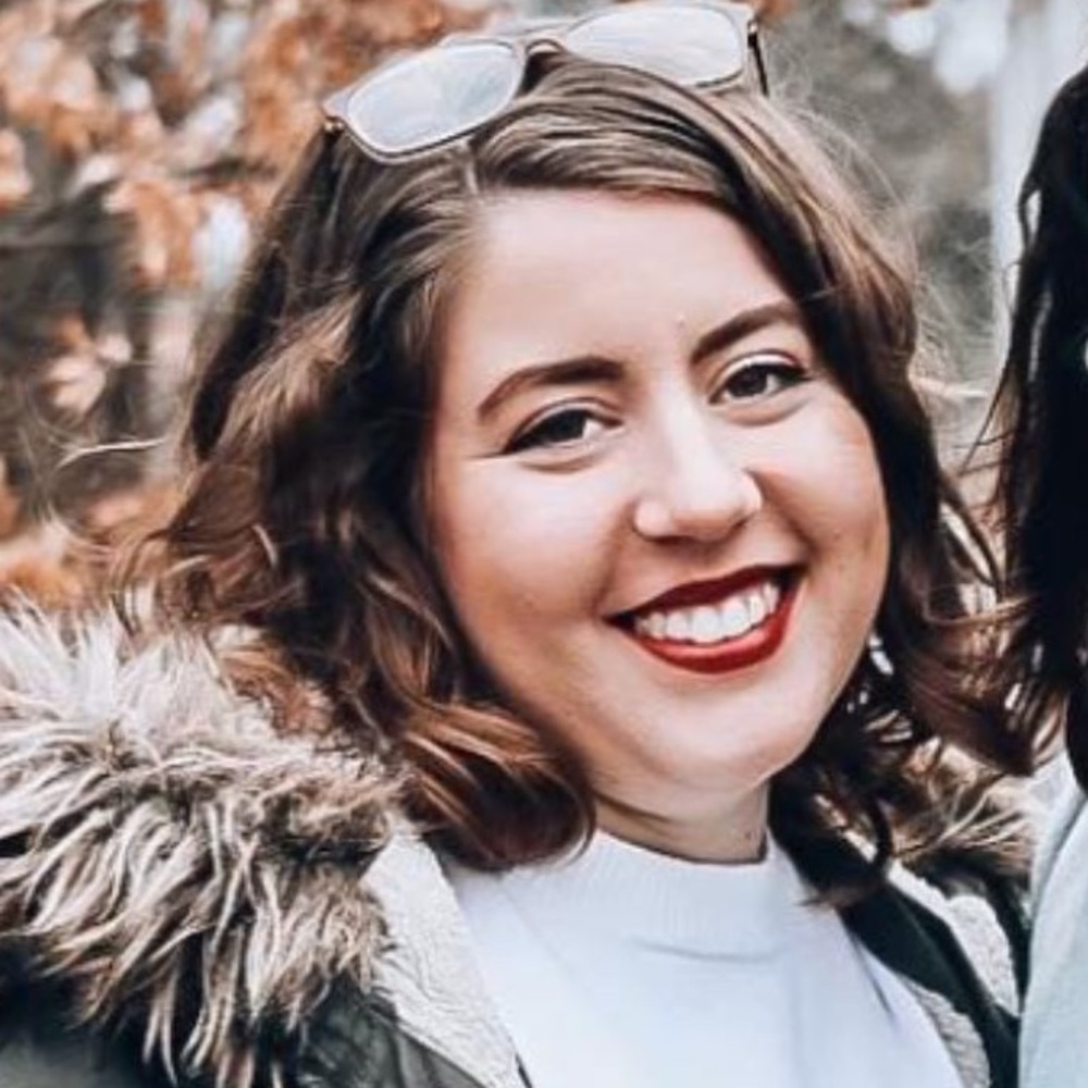 Meet your Posher, Victoria